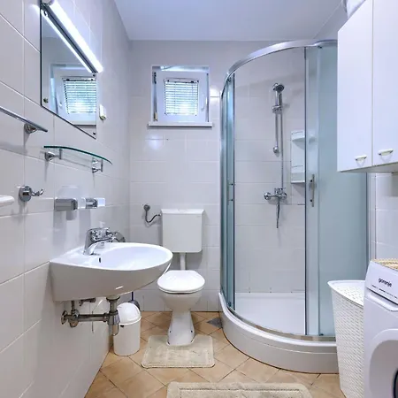 Vivoda By Interhome Lägenhet